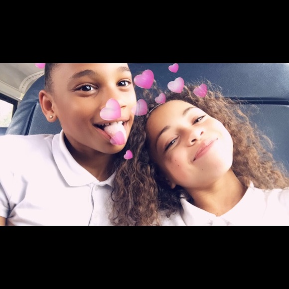 Meet your Posher, Aniya - Picture 1 of 1